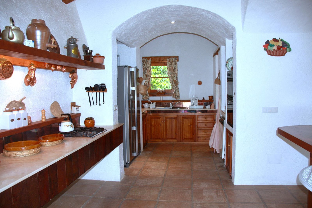 Villa te koop in Casares 7