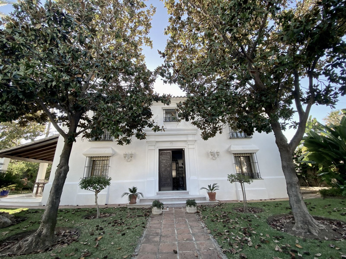 Villa for sale in Rincón de La Victoria 5