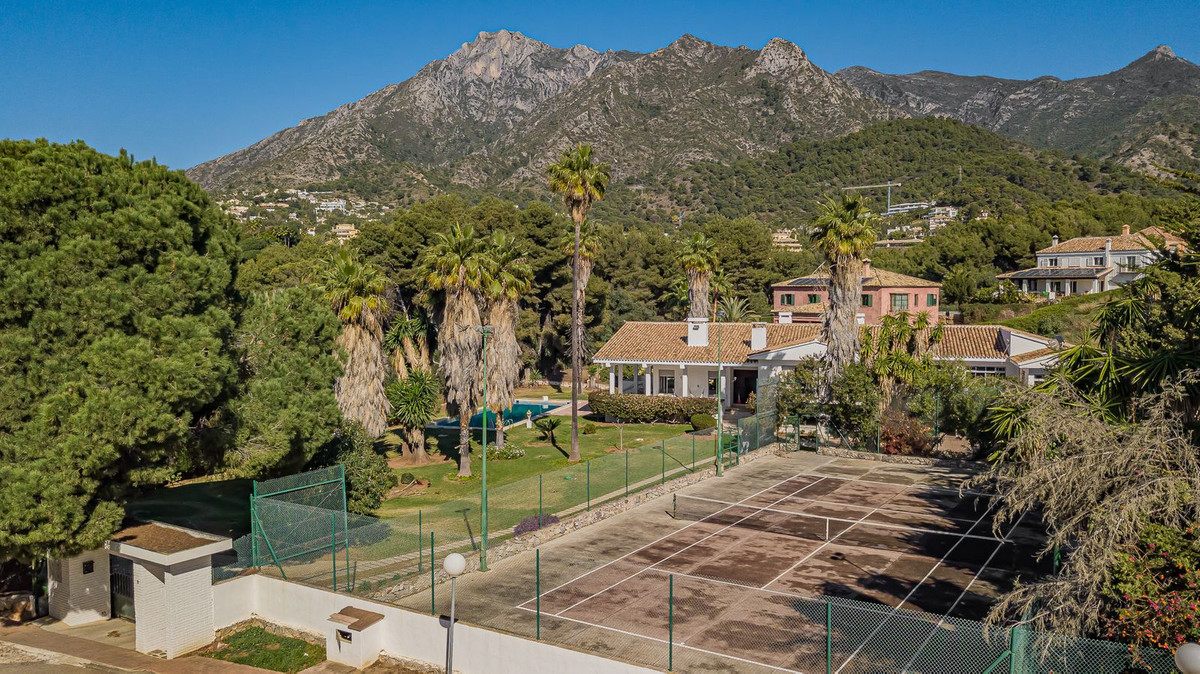 Countryhome for sale in Marbella - Golden Mile and Nagüeles 1