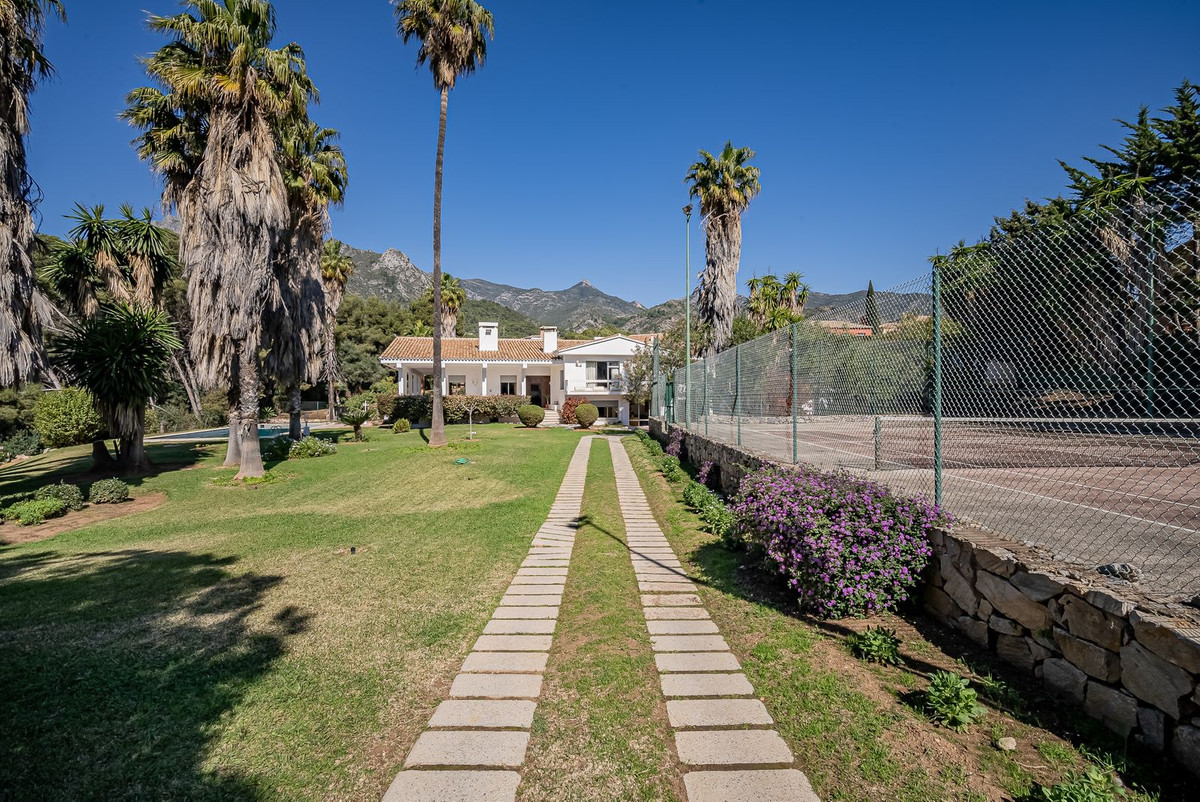 Countryhome for sale in Marbella - Golden Mile and Nagüeles 13