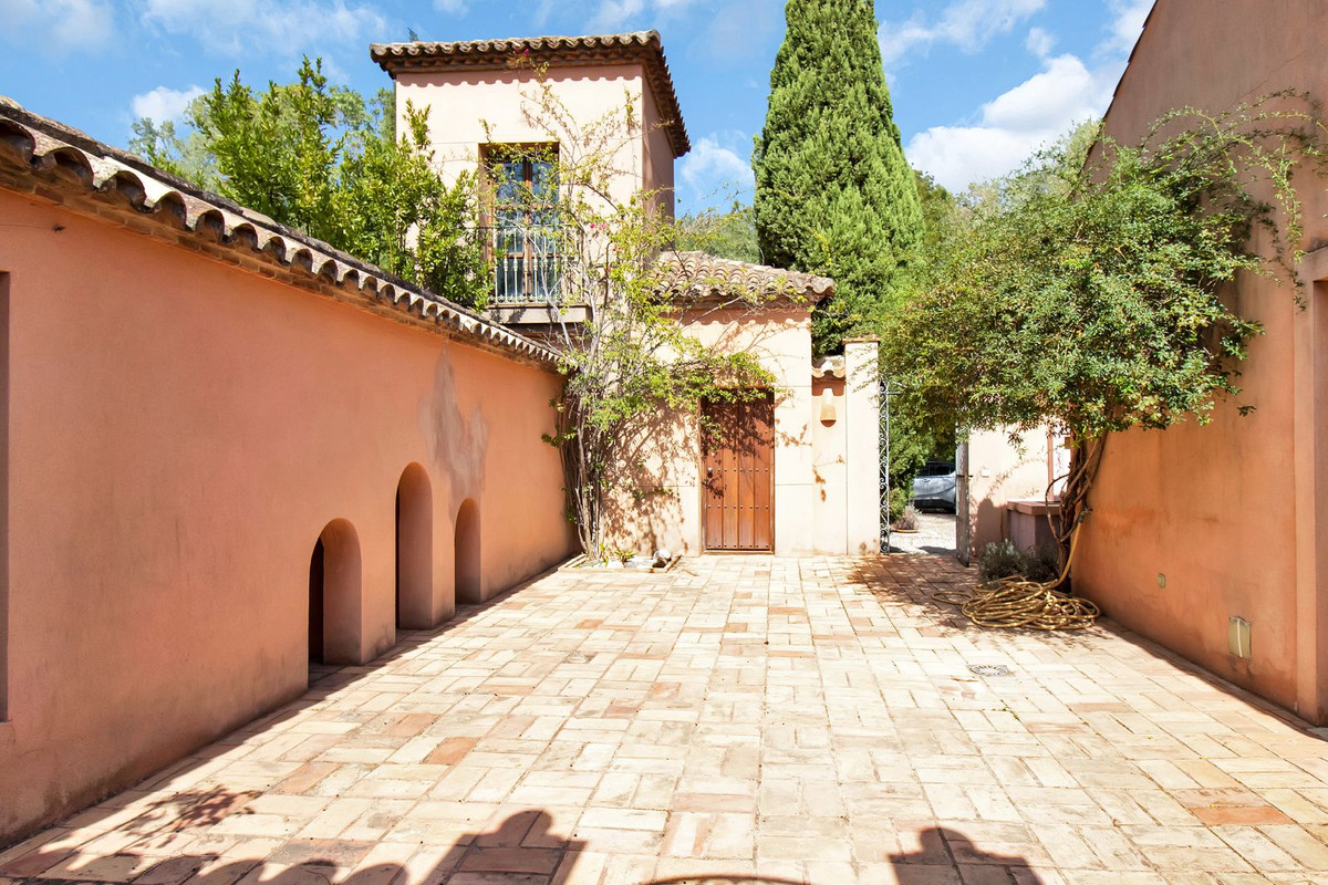 Загородный дом для продажи в Málaga 30