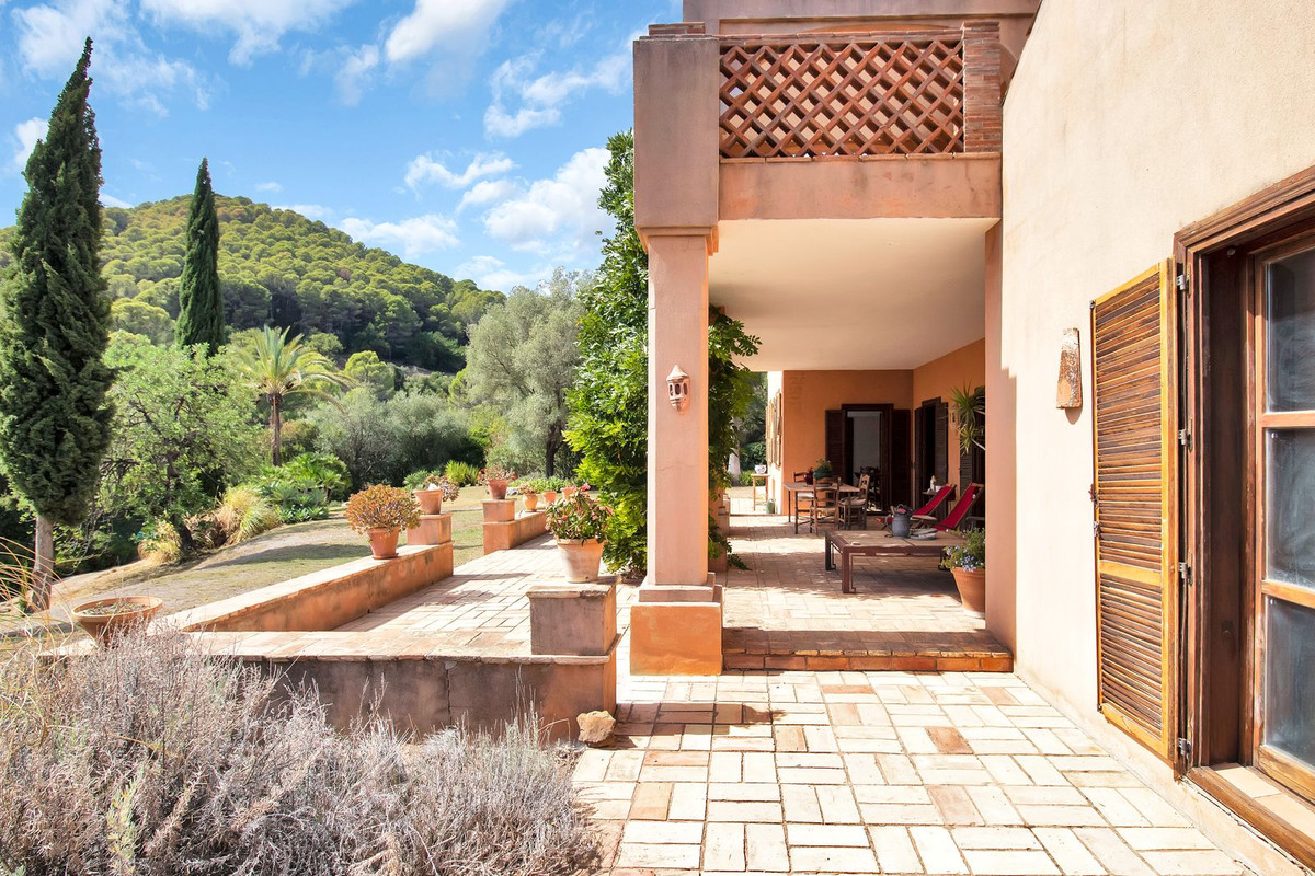 Countryhome for sale in Málaga 46
