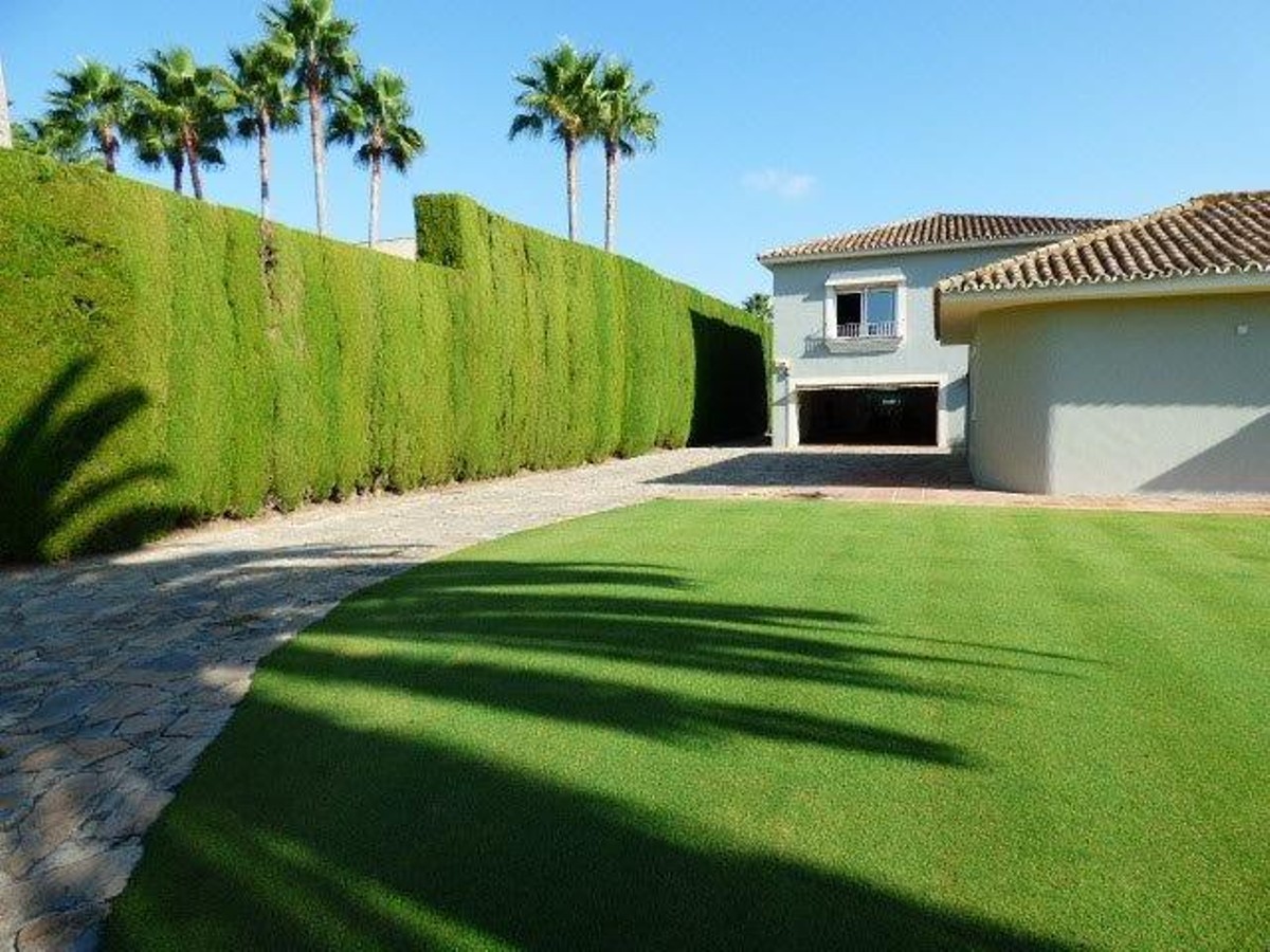 Villa for sale in Málaga 27