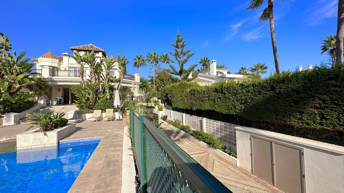 Villa te koop in Málaga 48