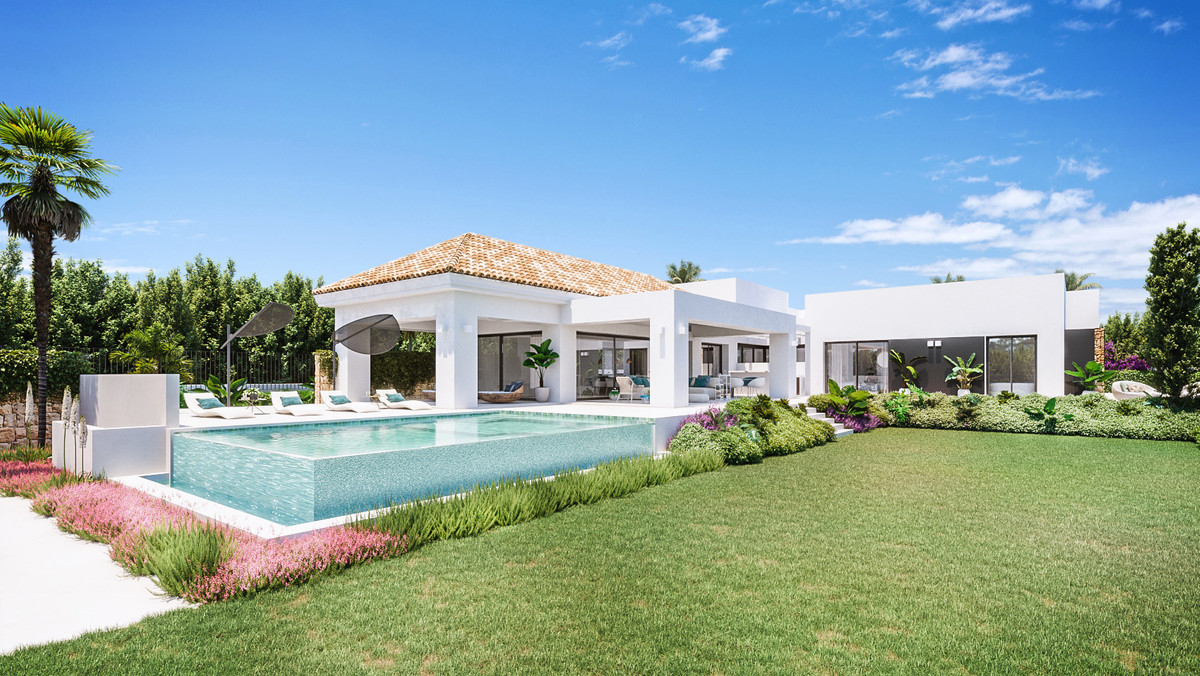 Villa for sale in Estepona 44