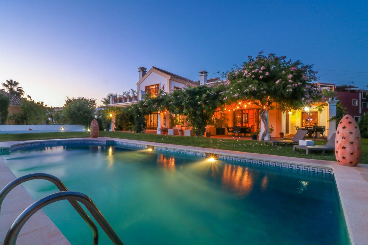 Villa te koop in Marbella - East 16