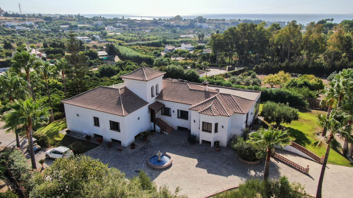 Maison de campagne à vendre à Estepona 2