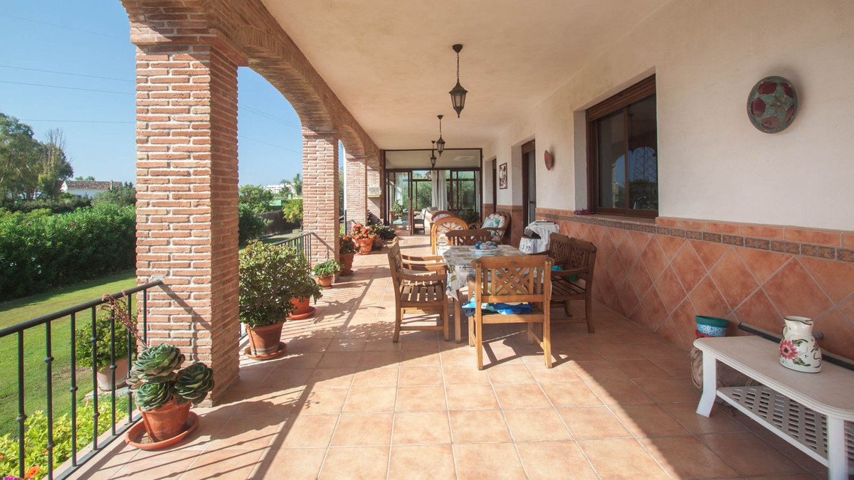 Maison de campagne à vendre à Estepona 34