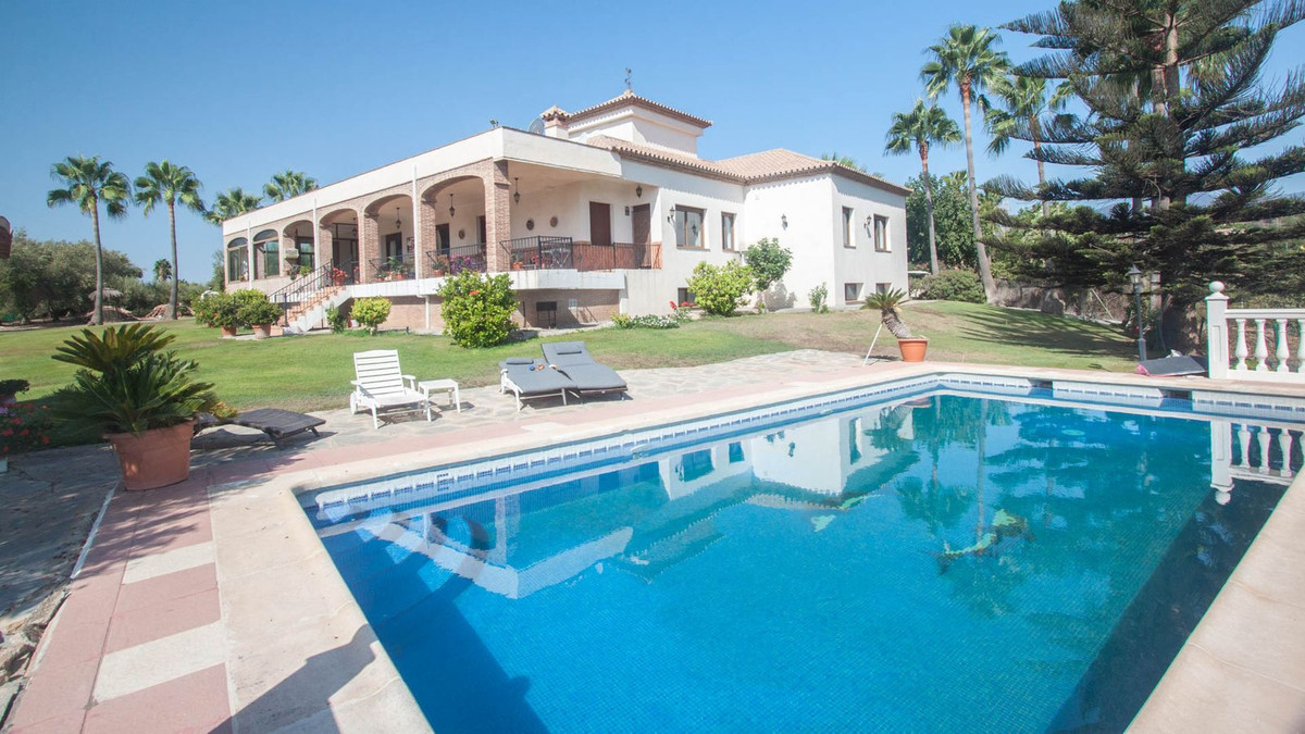 Maison de campagne à vendre à Estepona 36