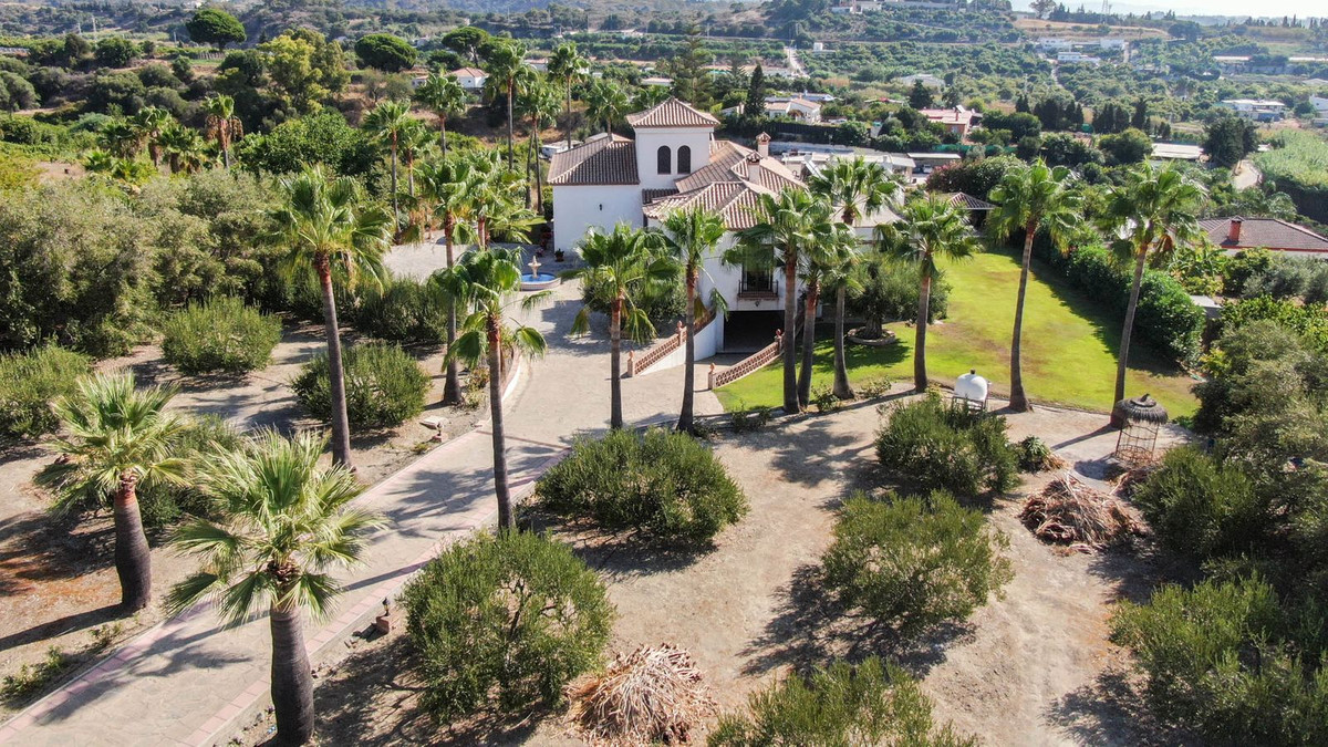 Maison de campagne à vendre à Estepona 4