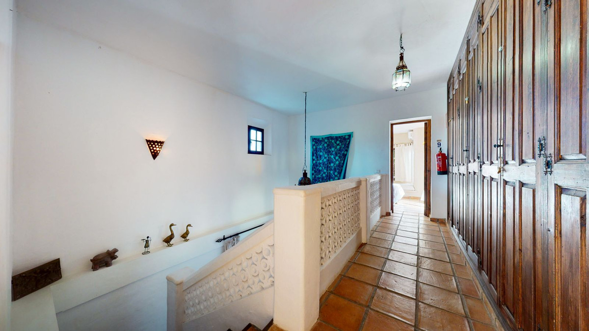 Countryhome for sale in Mijas 10