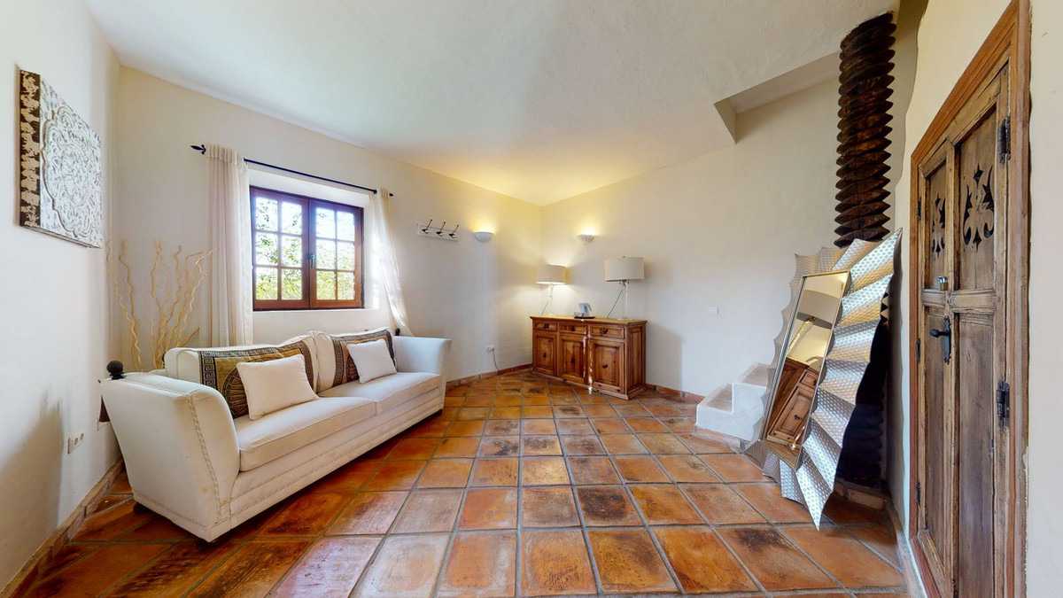 Countryhome for sale in Mijas 20