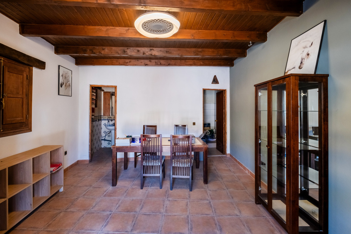 Countryhome for sale in Mijas 30