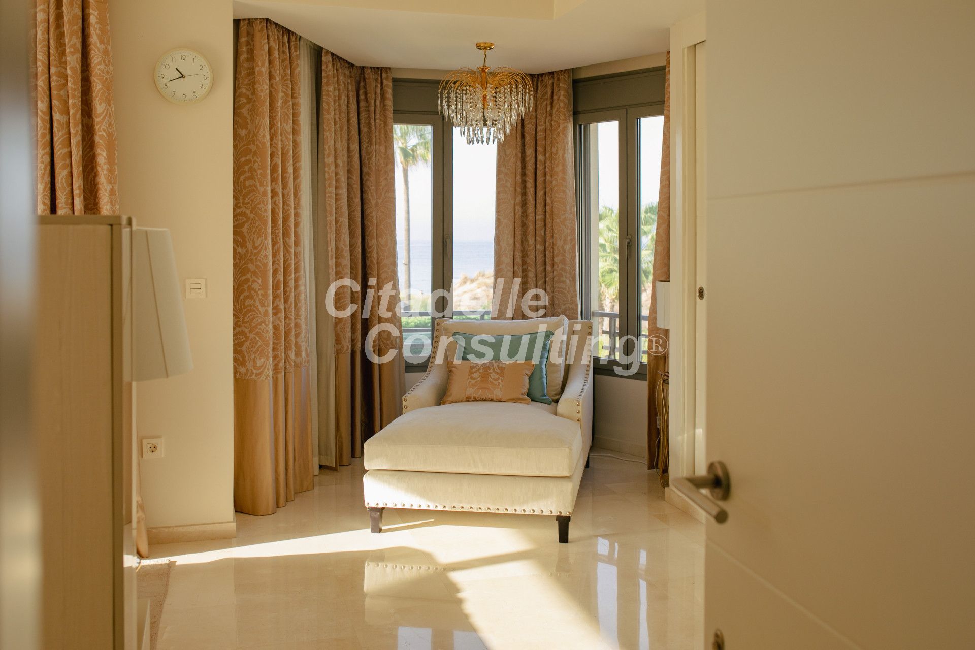Villa te koop in Marbella - East 17