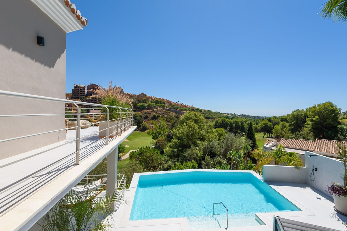 Villa te koop in Marbella - East 31