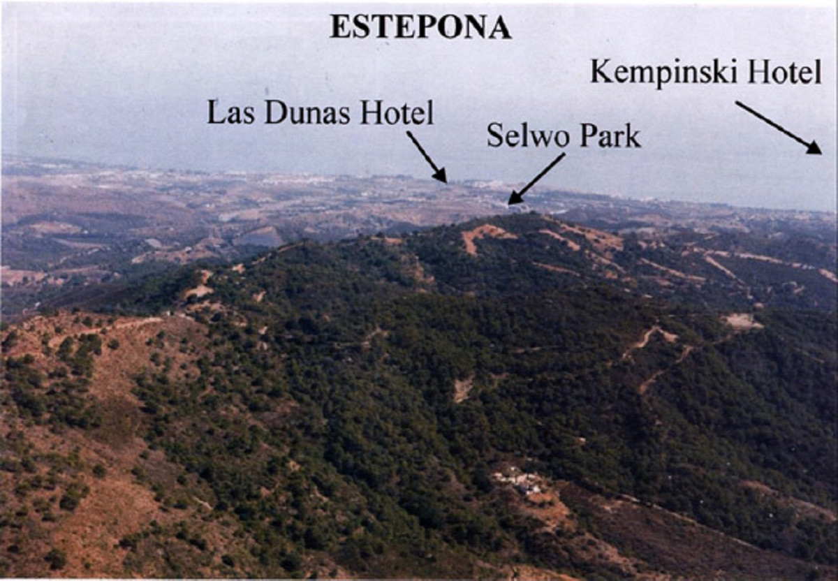 Размер собственного участка для продажи в Estepona 1