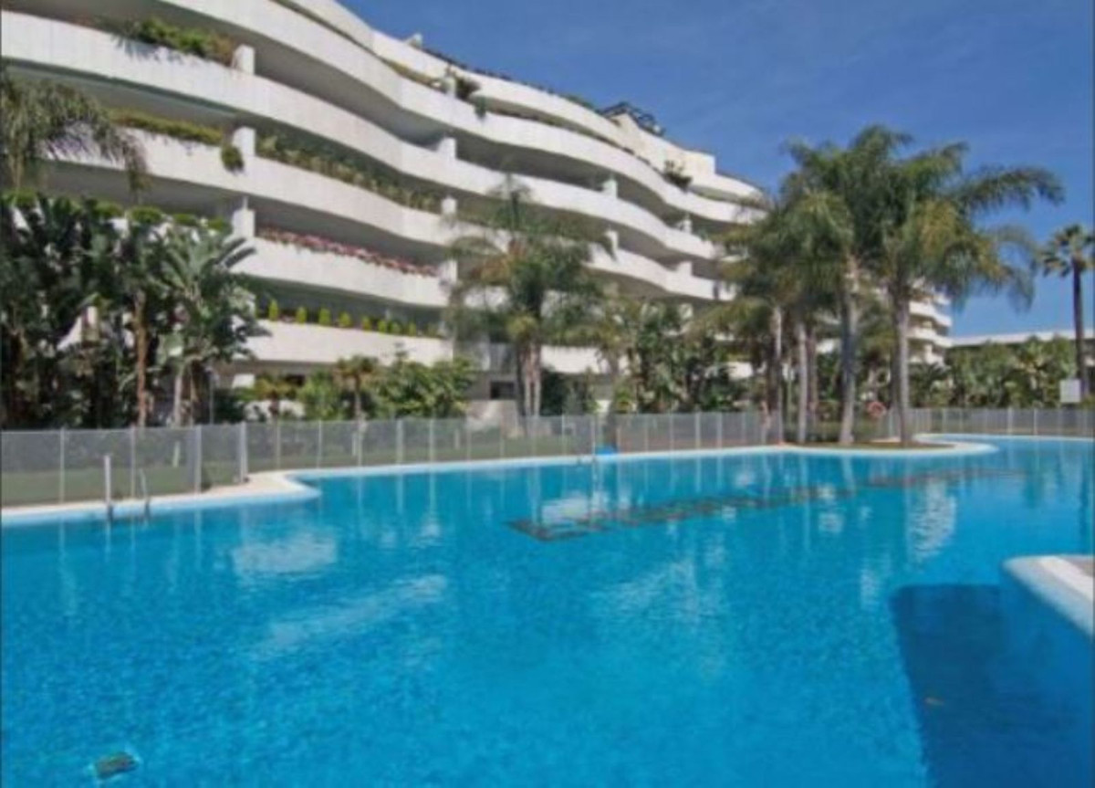 Penthouse for sale in Marbella - Nueva Andalucía 33