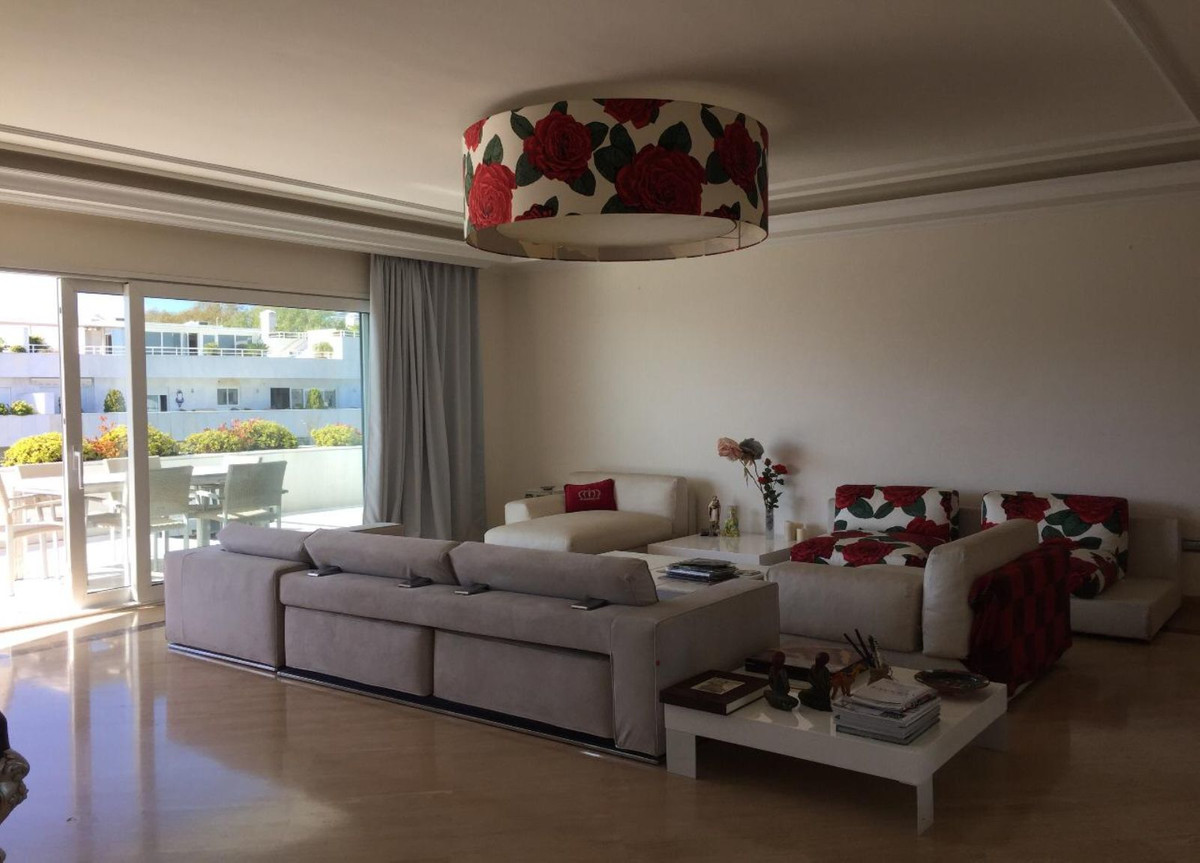 Penthouse for sale in Marbella - Nueva Andalucía 7
