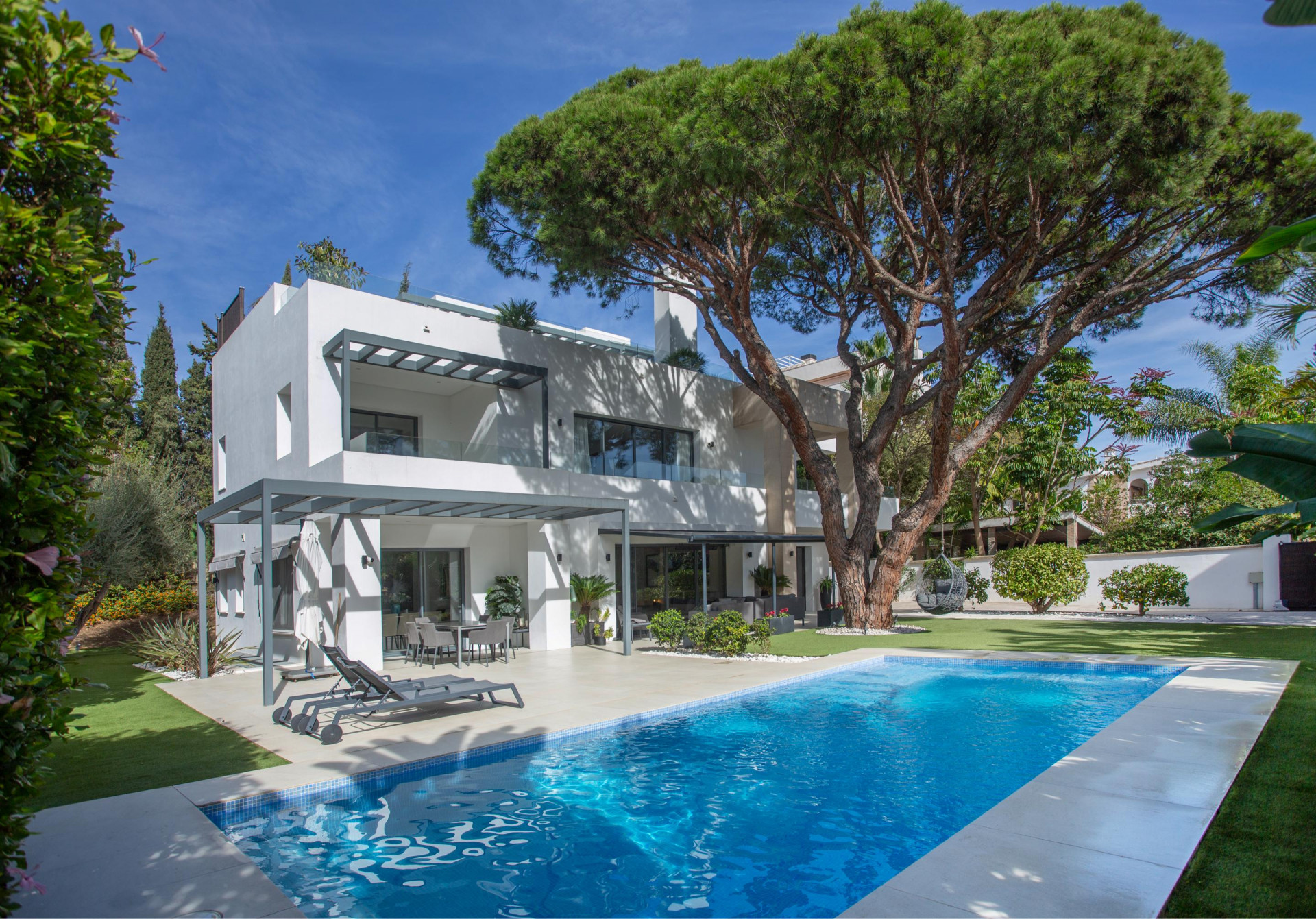 Villa till salu i Marbella - Golden Mile and Nagüeles 2