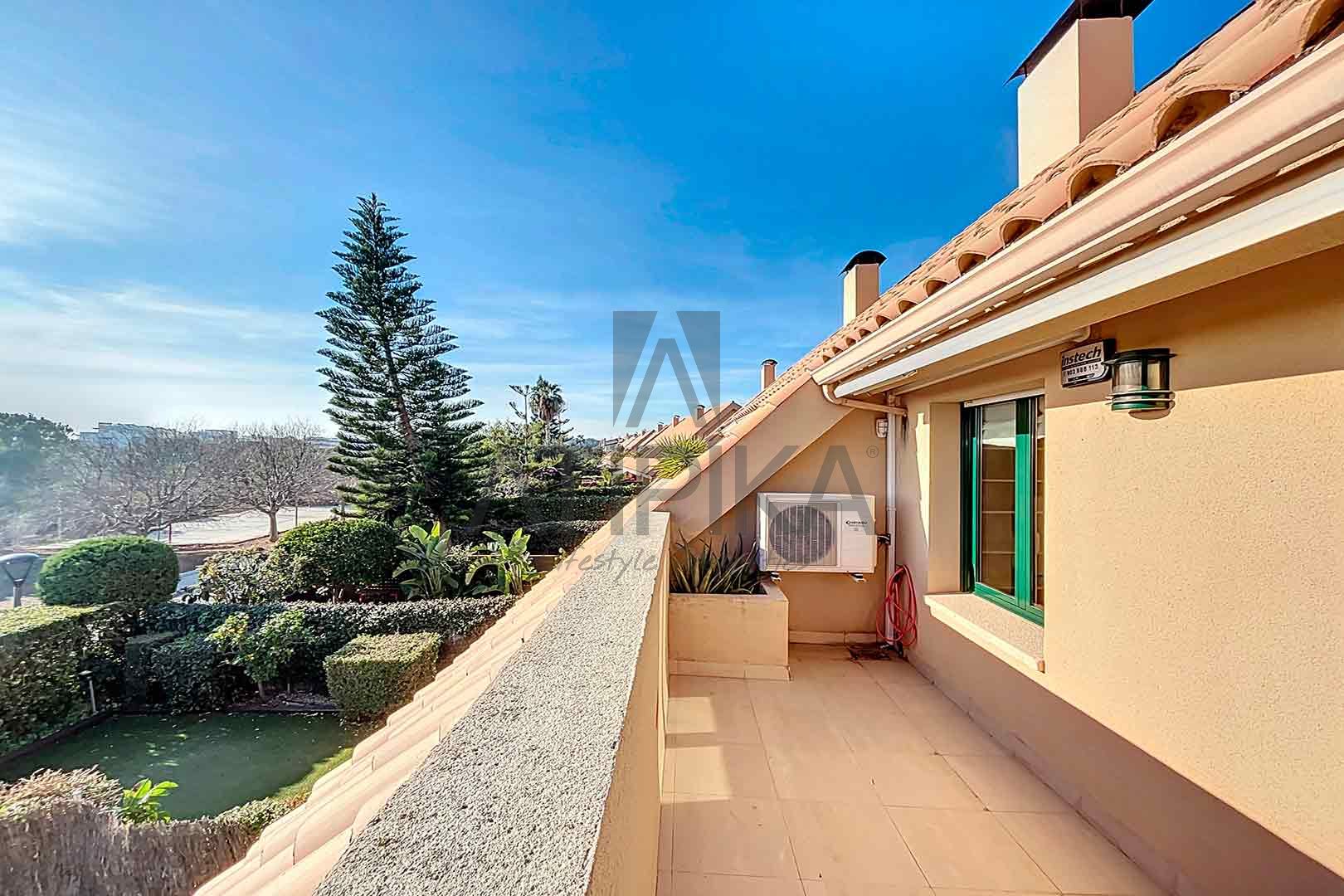 Villa for sale in Sitges and El Garraf 19