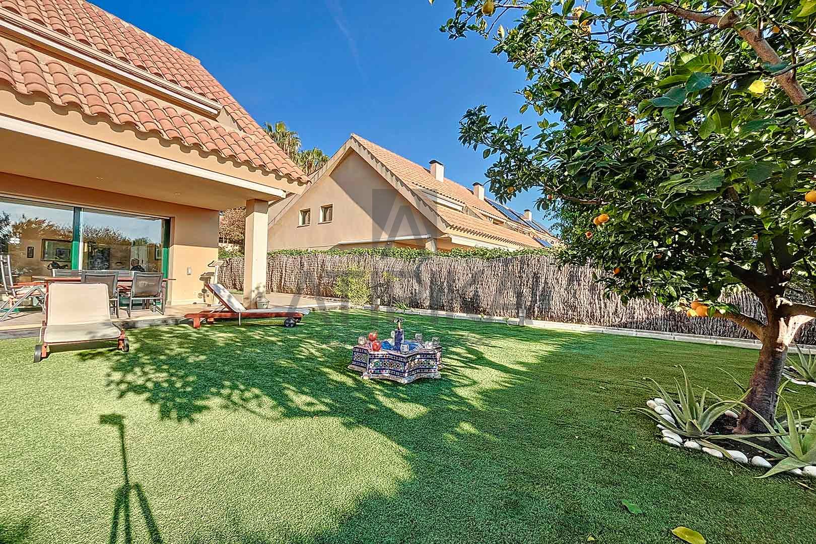 Villa à vendre à Sitges and El Garraf 3