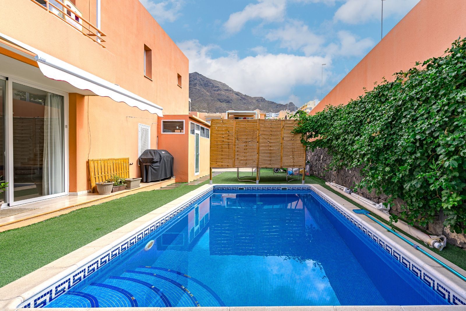 Townhouse for sale in Tenerife 3