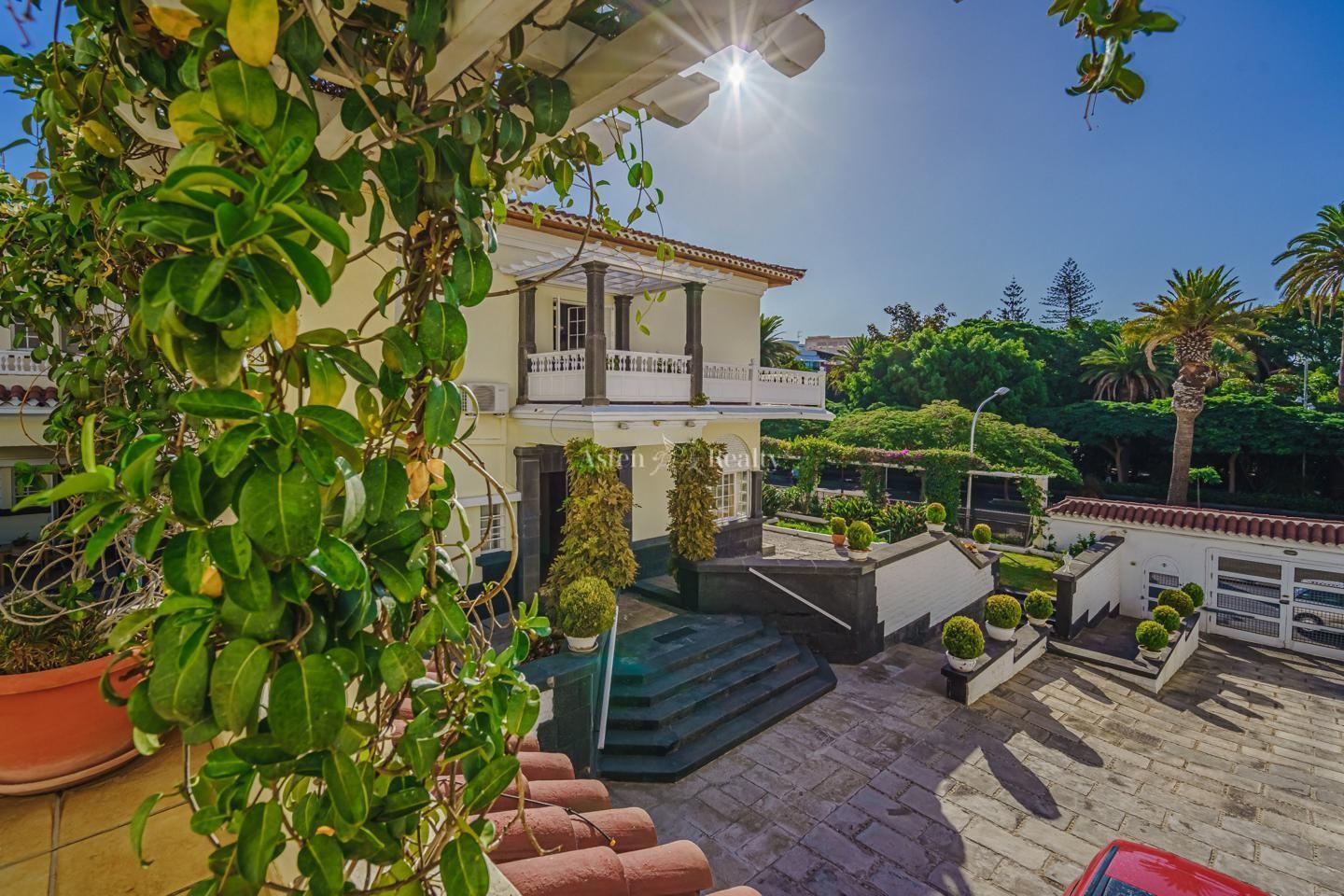 Villa for sale in Tenerife 39