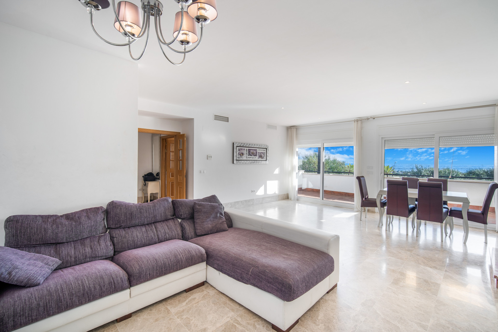 Townhouse for sale in Marbella - East 18