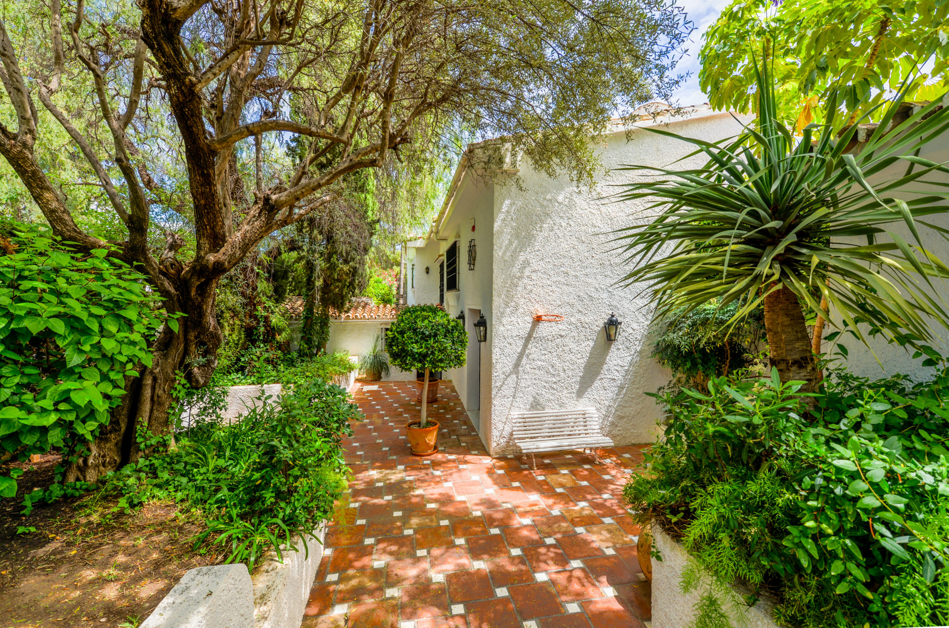 Villa for sale in Marbella - Golden Mile and Nagüeles 30