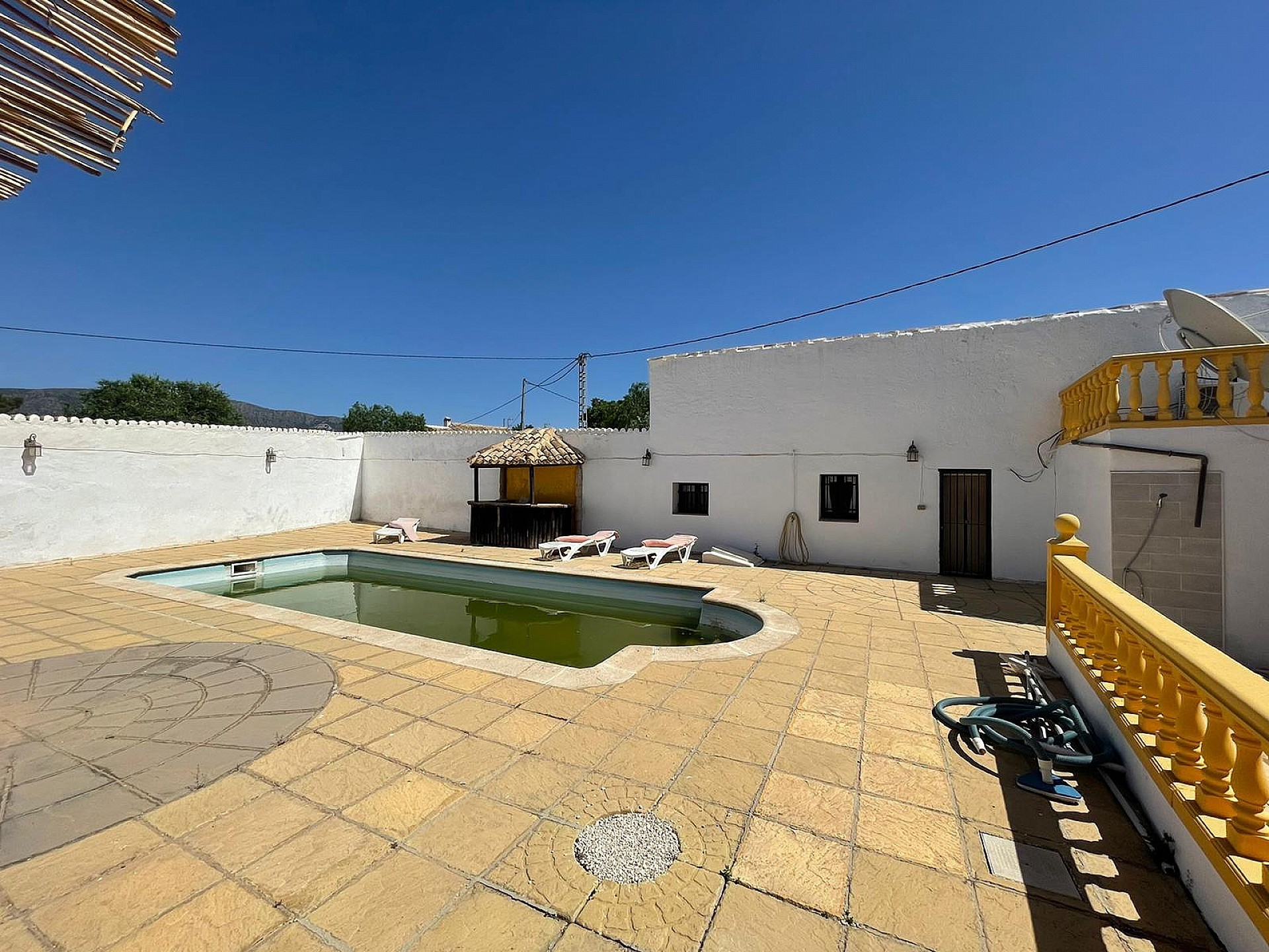 Villa for sale in Alicante 6