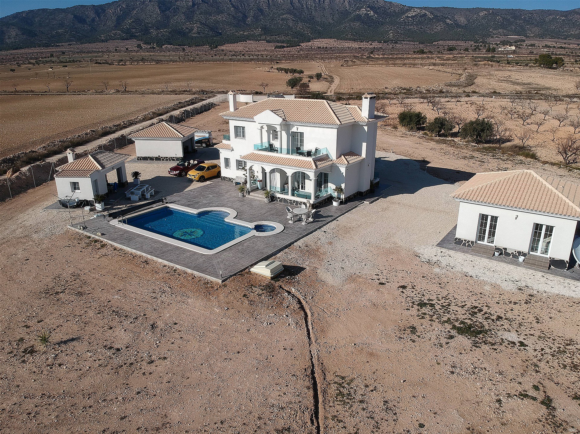 Villa for sale in Alicante 13