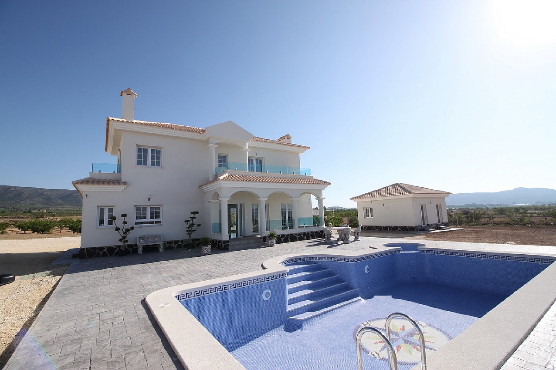 Villa for sale in Alicante 40