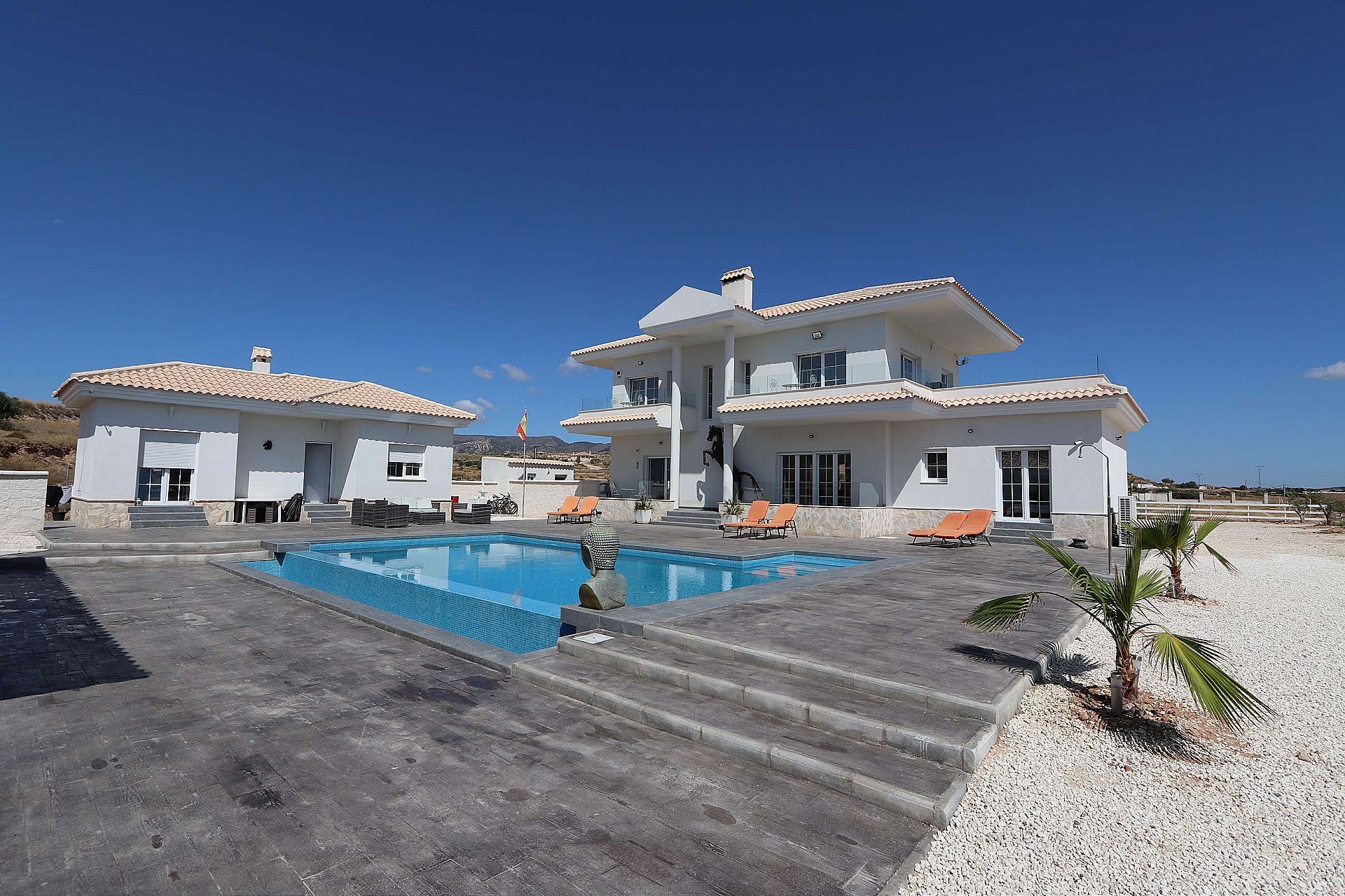 Villa for sale in Alicante 52