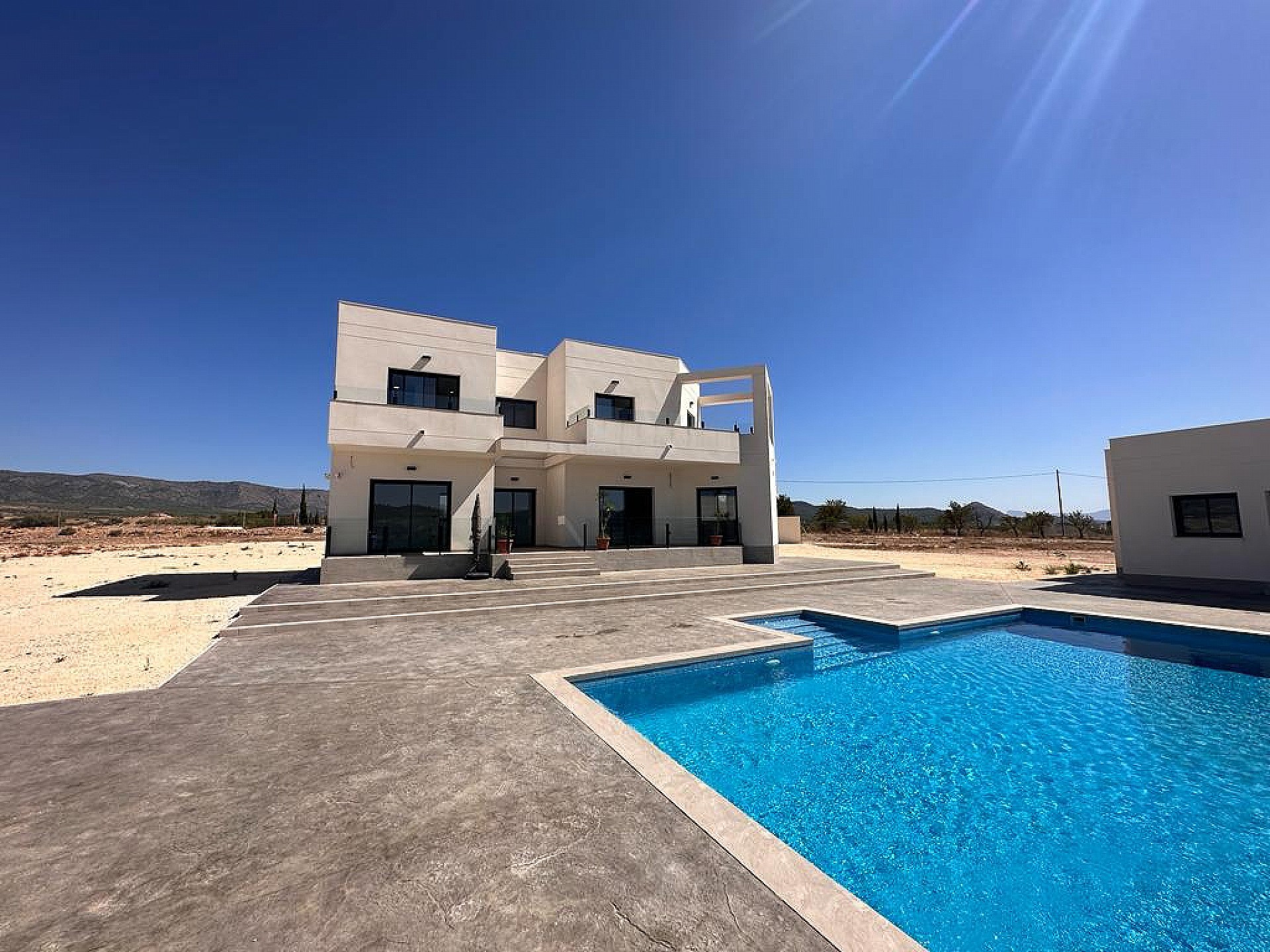 Villa te koop in Alicante 6