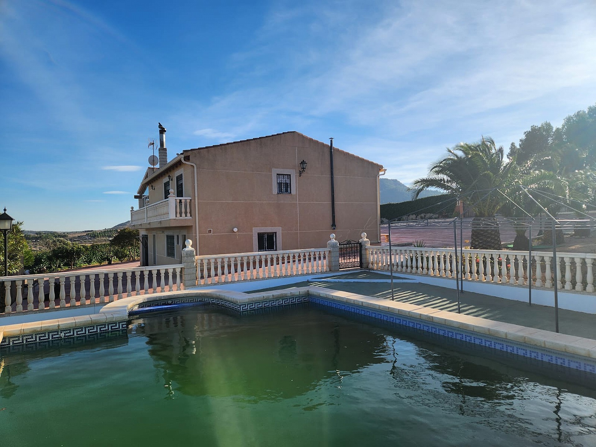 Villa till salu i Alicante 24