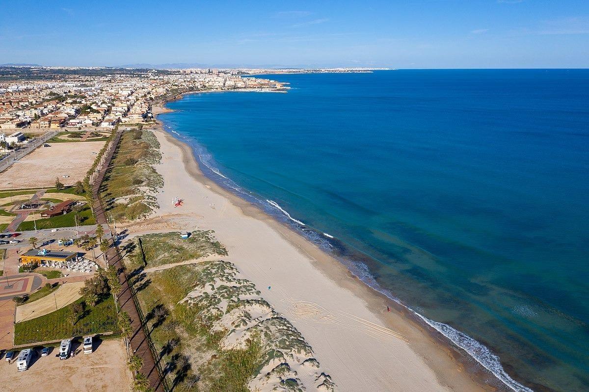 Maison de ville à vendre à Alicante 12