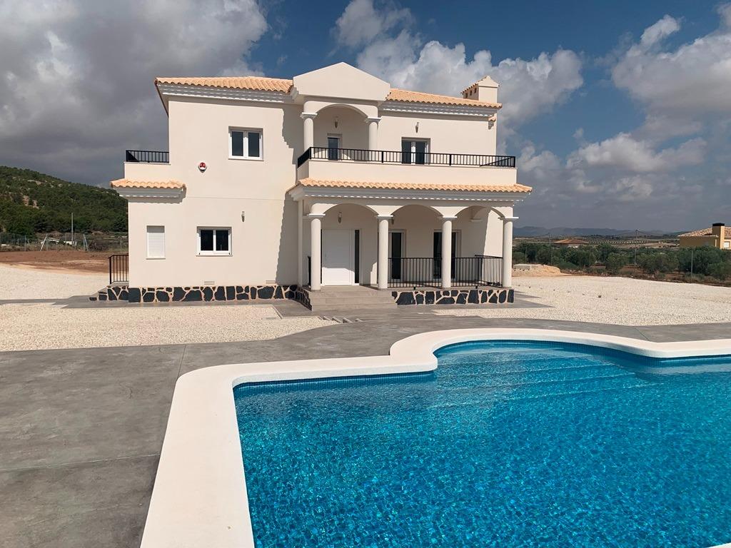 Villa for sale in Alicante 2