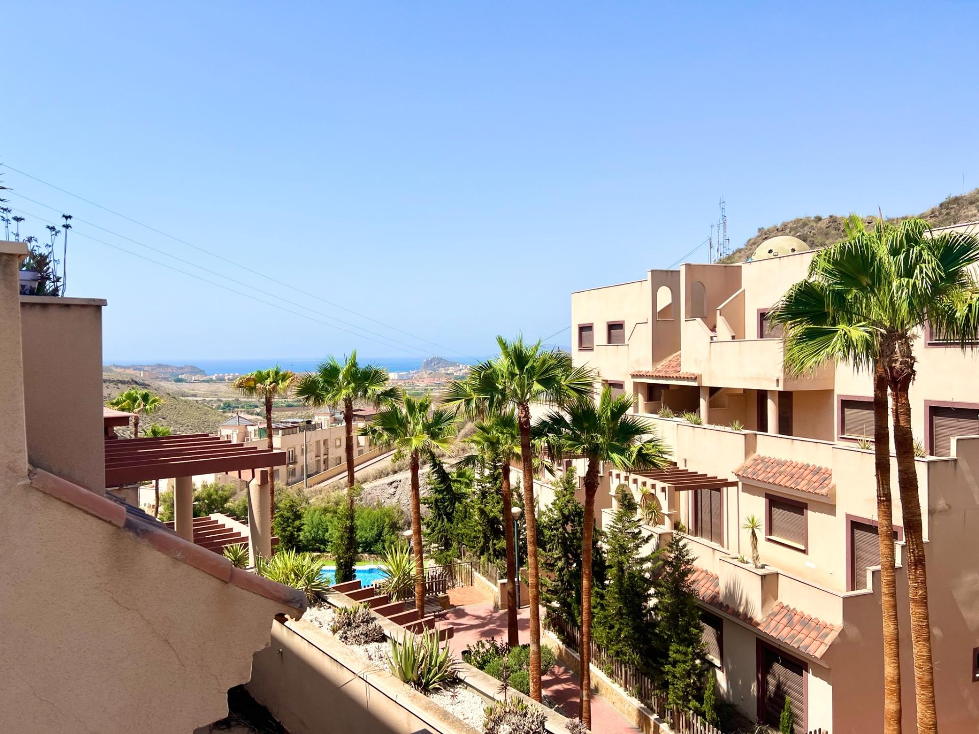 Penthouse for sale in Águilas 1