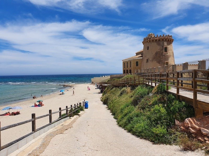 Maison de ville à vendre à Alicante 10