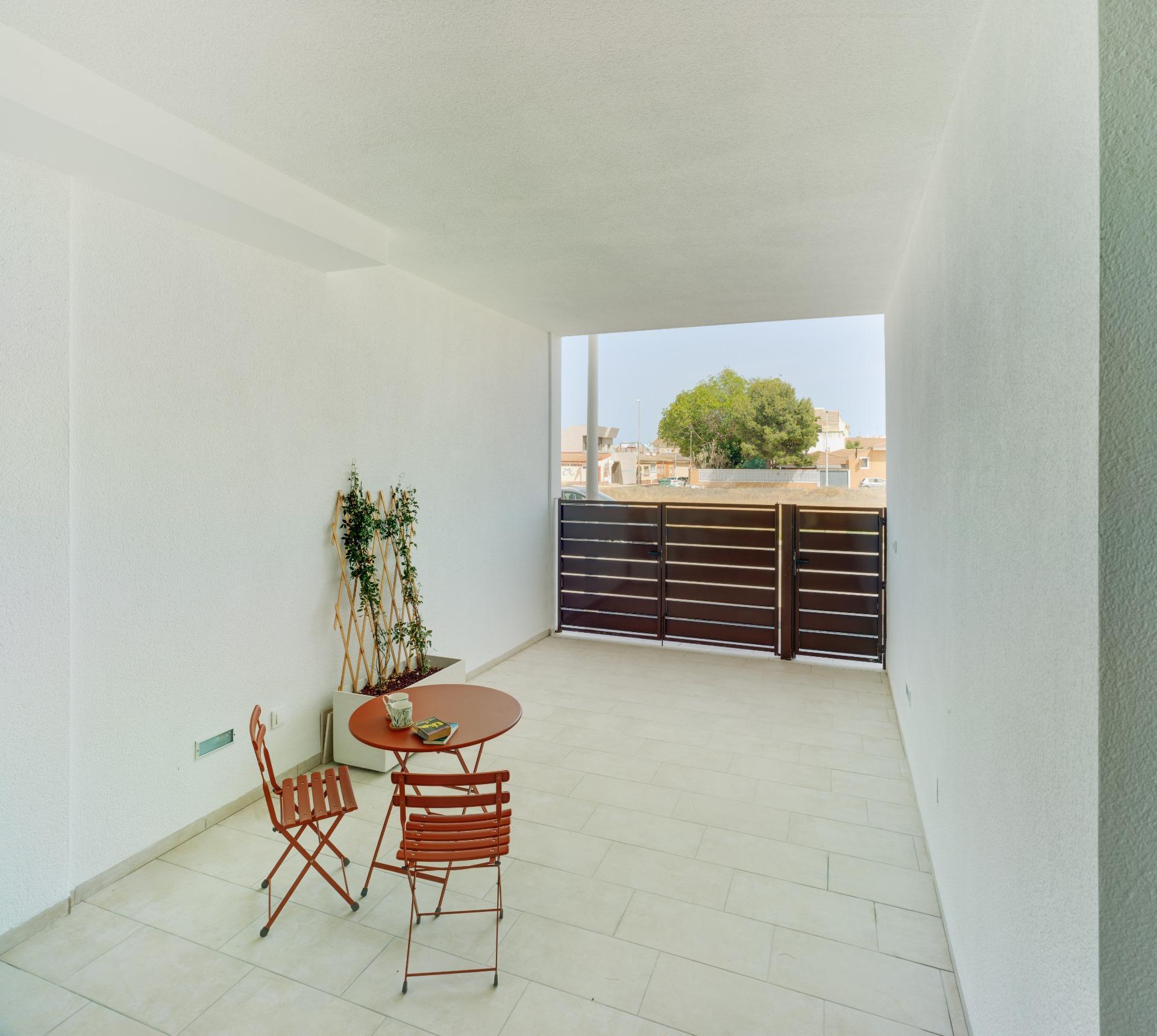 Townhouse te koop in Alicante 17