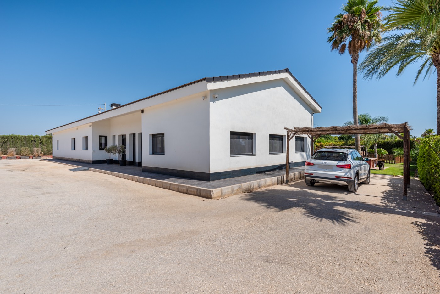 Villa for sale in Elche 6