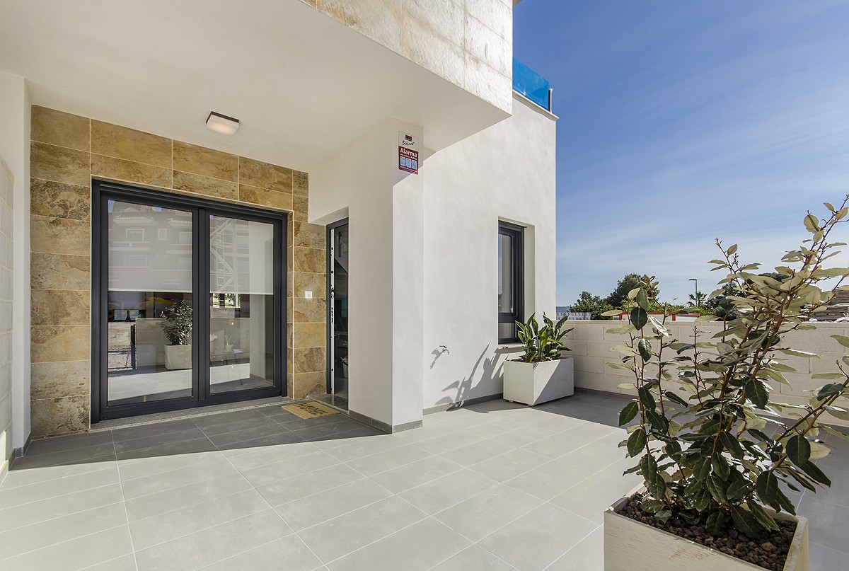 Townhouse for sale in Alicante 3