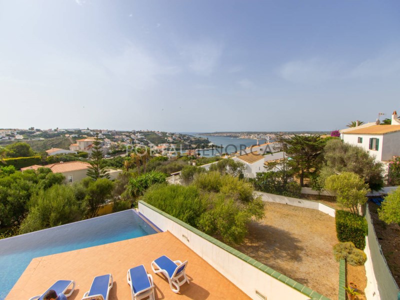 Villa till salu i Menorca East 37