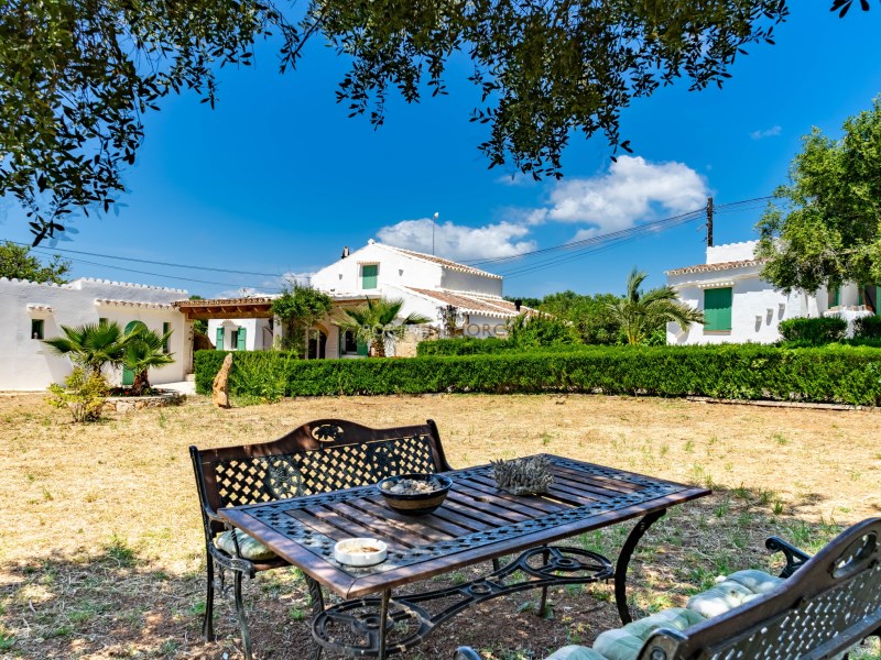 Landhaus zum Verkauf in Menorca East 45