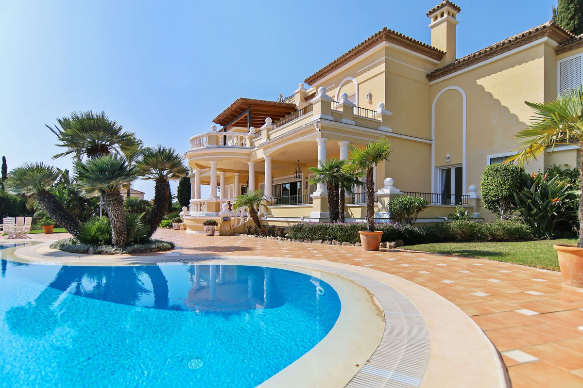 Villa te koop in Benahavís 6