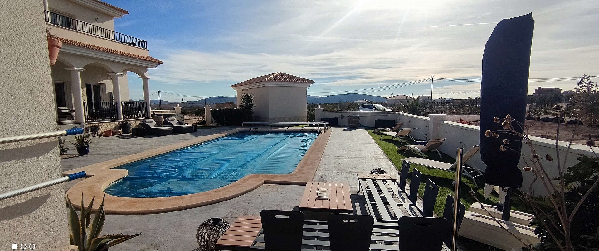 Villa for sale in Alicante 13