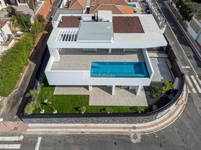 Villa te koop in Tenerife 24