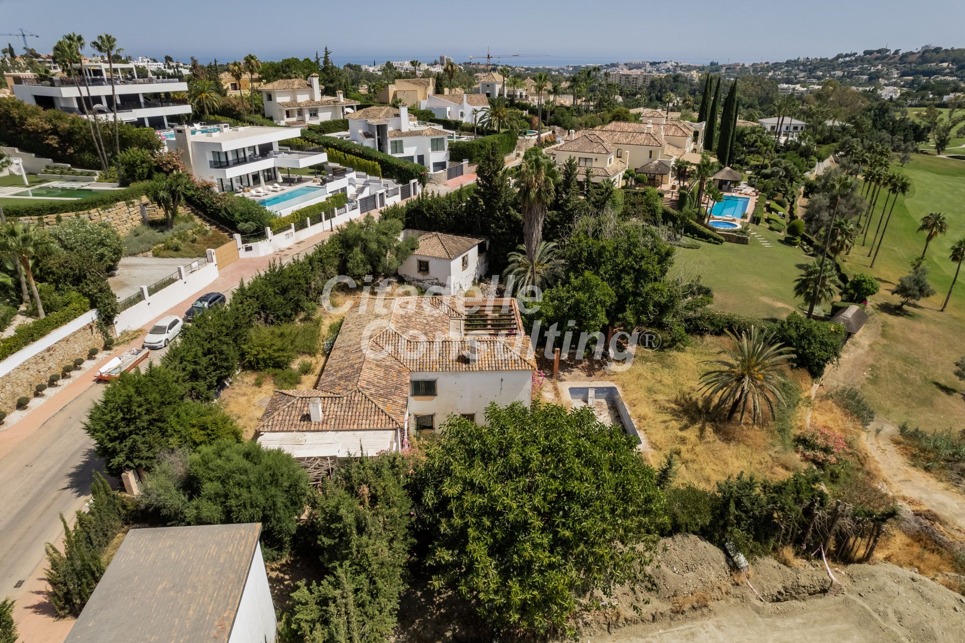 Plot for sale in Marbella - Nueva Andalucía 3