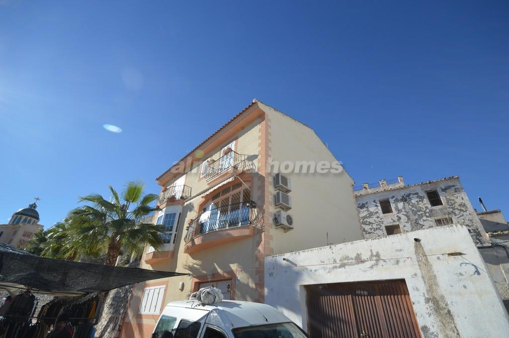 Townhouse for sale in Almería and surroundings 2