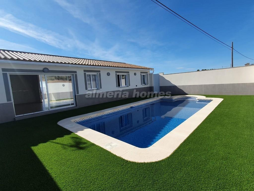 Property Image 537908-puerto-lumbreras-villa-3-2